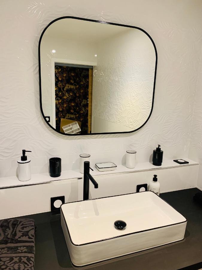 "Au Fil De La Charente" - Coeur De Saintes - Wifi Clim - Classe 4 Etoiles - 4 Pers ภายนอก รูปภาพ